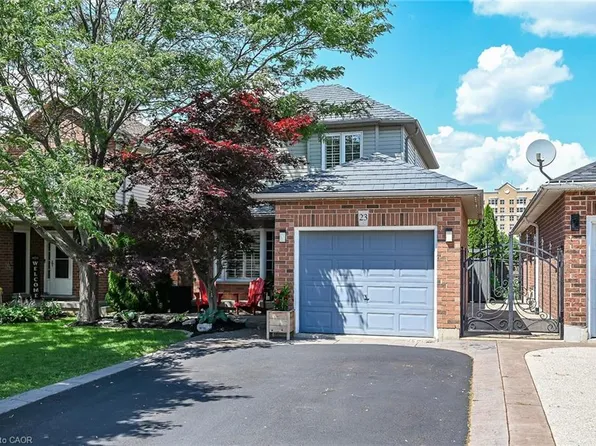 23 Morgante Ct, Hamilton, ON L9B 2W9