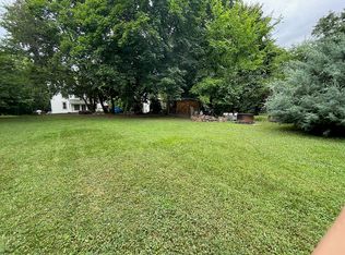 971 Putnam St, Harpers Ferry, WV 25425