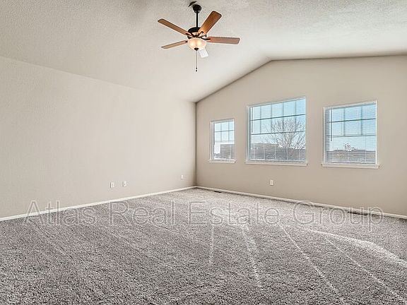 5th image of 714 Finch Dr
