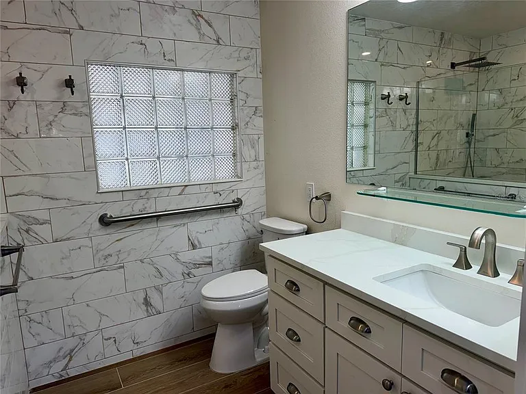 301 S Seminole Ave — Photo 22