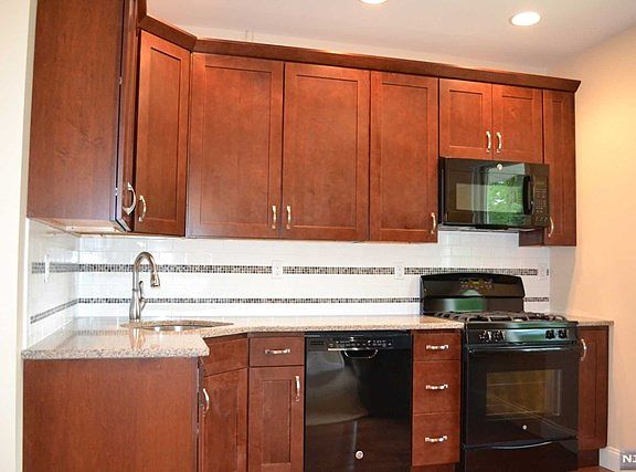 5th image of 90 Prospect Ave #A