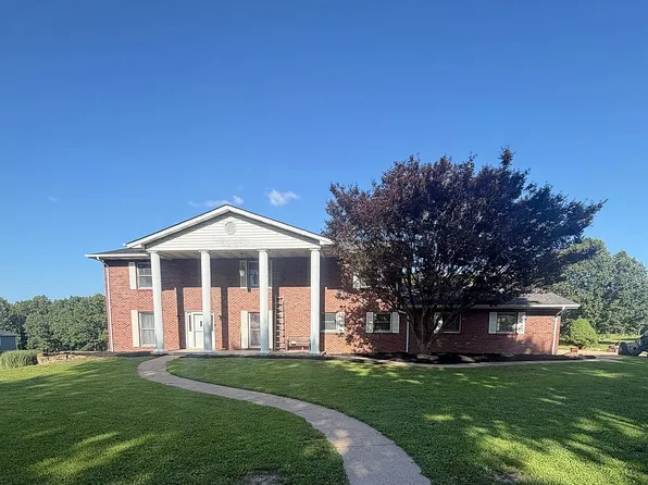 3866 Tall Oaks Dr, Belle, MO 65014