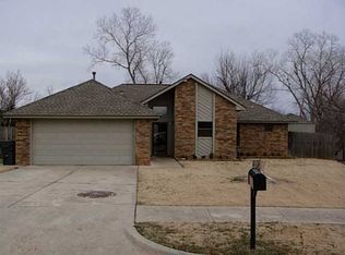 1613 Blessing Ct, Norman, OK 73071