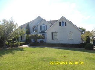 612 Stocker St, Stewartsville, NJ 08886