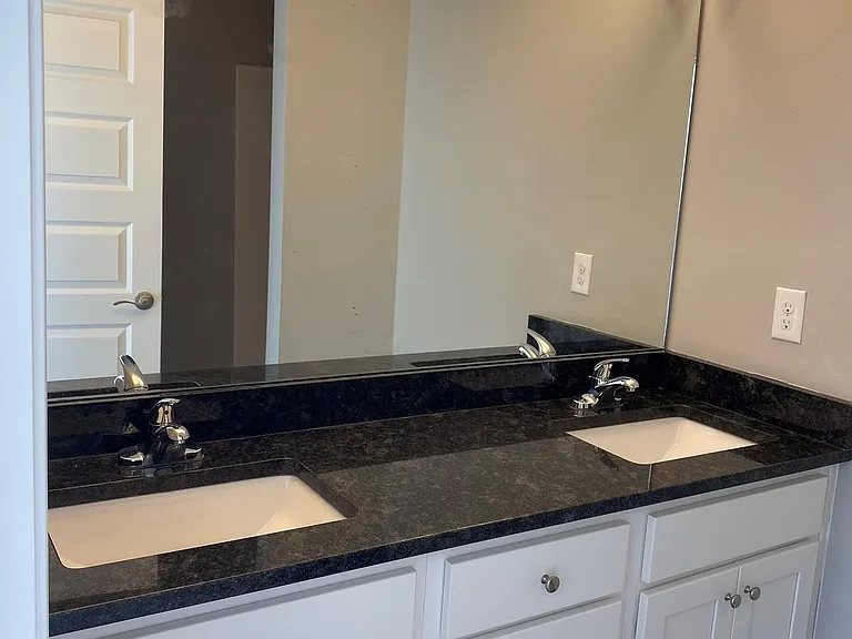 101 Alabama Ave NW #A — Photo 15