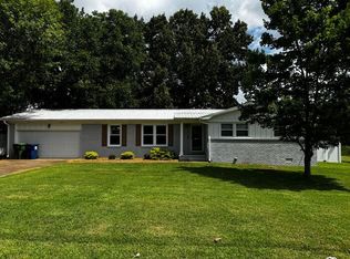 1005 Willow Cove Cir SE, Huntsville, AL 35802