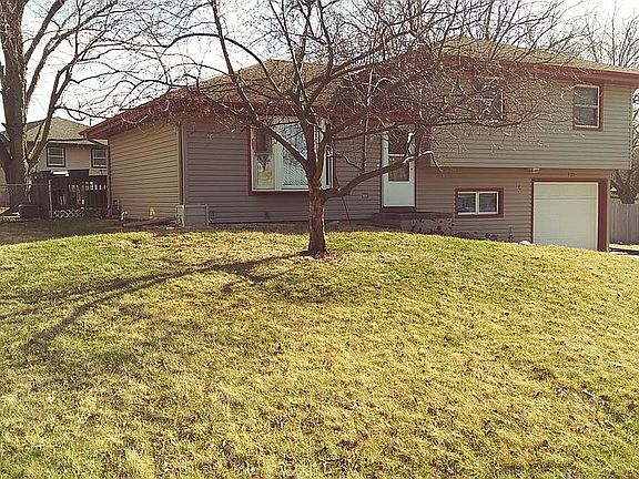 2nd image of 335 Swanson Dr