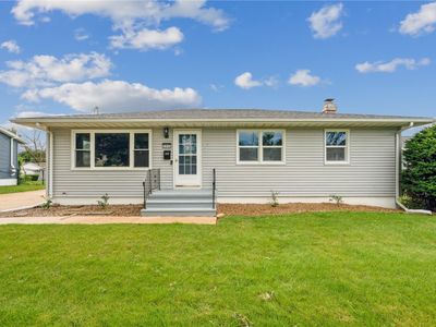 2645 25th Ave, Marion, IA, 52302