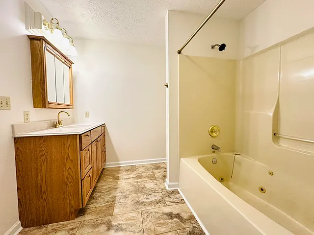 1304 Jollett Rd — Photo 42