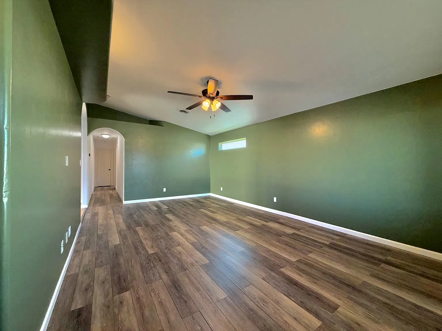 806 Mirabel St — Photo 2
