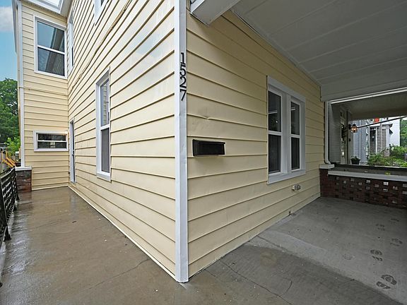 3rd image of 1527 Saint Clair St