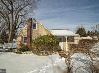 424 Ruth Ave, Upper Chichester, PA 19014