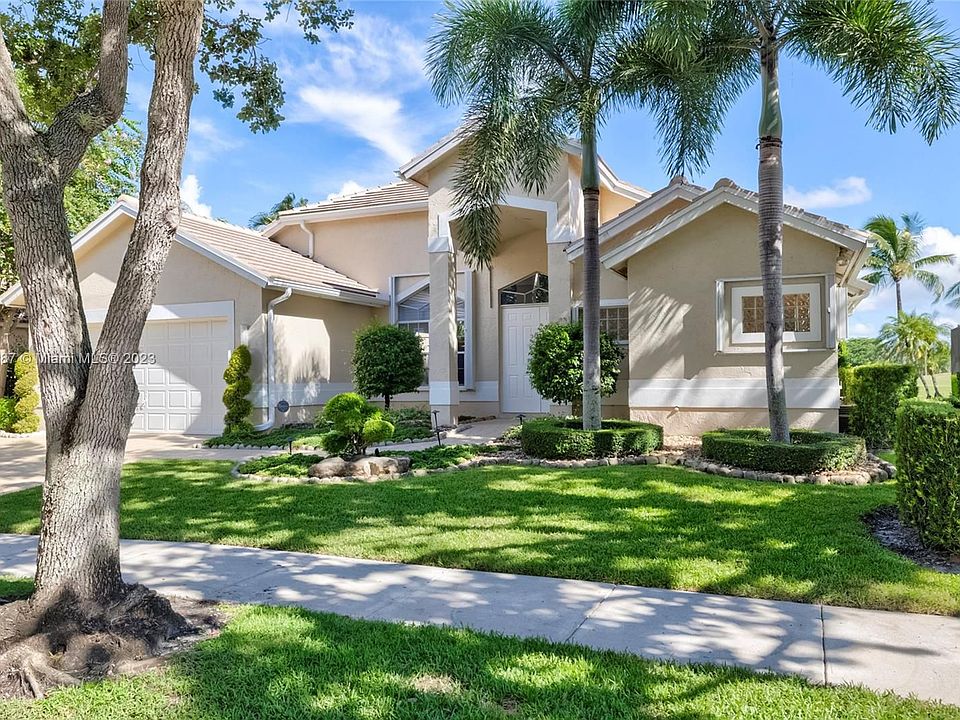 1st image of 2656 Palmer Pl