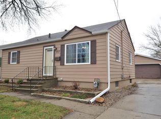 2017 61st St, Des Moines, IA 50322