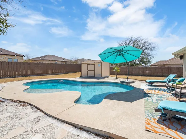 107 Lookout Dr, Del Rio, TX 78840