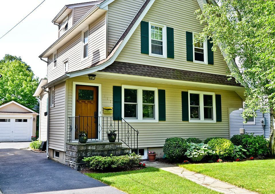 1st image of 117 Whittle Ave