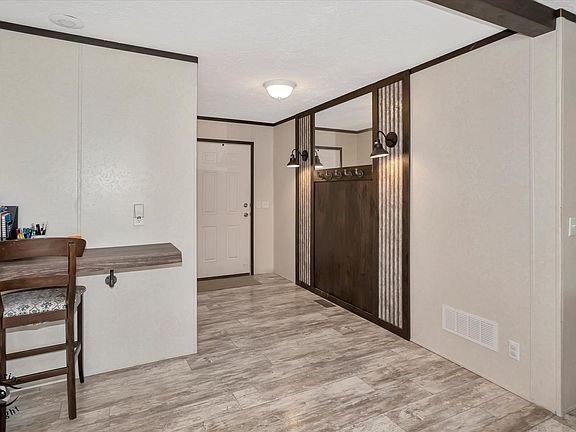 4th image of 126 Saint Pauls Dr