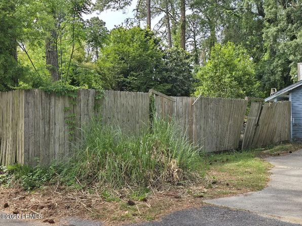 5904 Pleasant Farm Ln, Beaufort, SC 29906