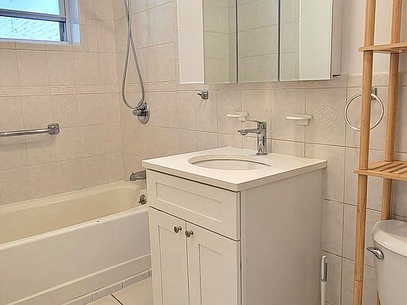 3rd image of 35-20 33rd St #2