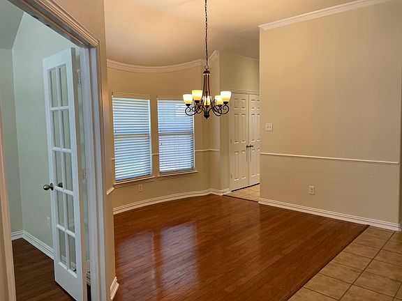 3rd image of 3023 Baybreeze Dr