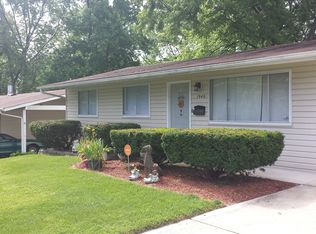 1940 Parker Rd, Florissant, MO 63033