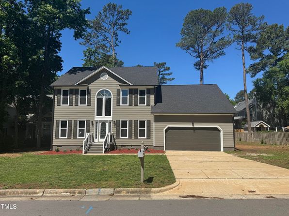 9013 Tenderfoot Trl, Raleigh, NC 27615