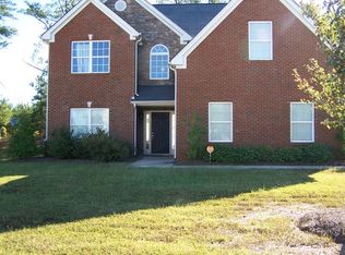 104 Luke Cv, Hampton, GA 30228