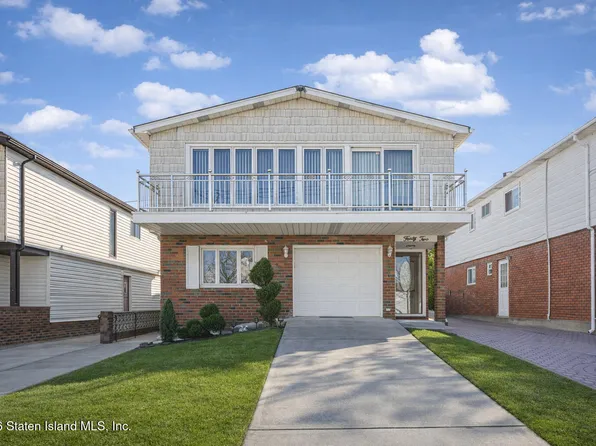 42 Amber St, Staten Island, NY 10306
