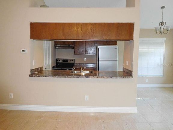 3rd image of 3738 Canberra Ct