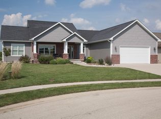 4833 Greenbriar Dr, Springfield, IL 62711