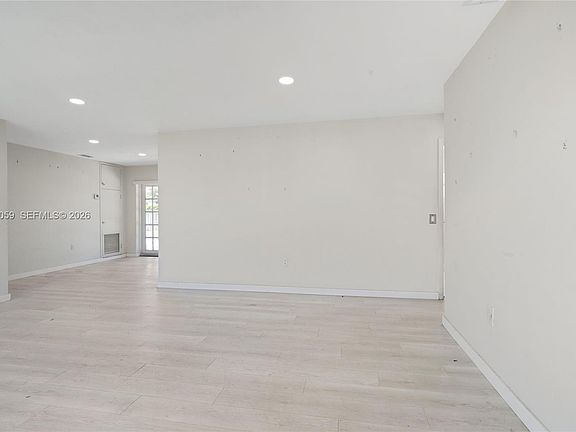 5th image of 10051 SW 13th Ter