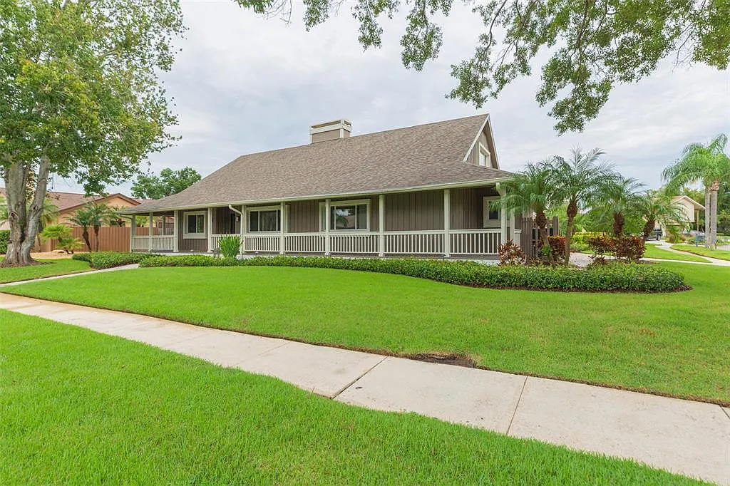 3 bed, 2.5 bath, 2667 sqft, $4,000 — Photo 4