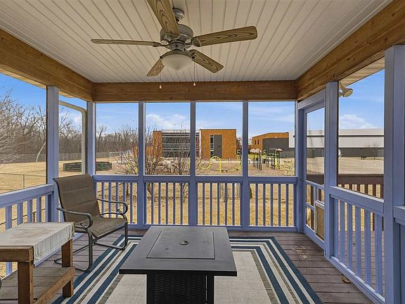 2nd image of 1131 Ryan Cir