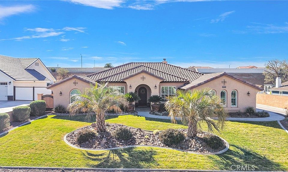 1st image of 13370 Hidden Valley Rd