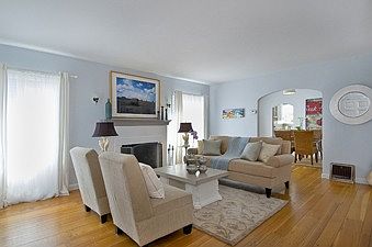 Living Room 1 :: 1424 Curtis