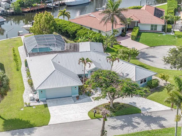 116 Queen Christina Ct, Fort Pierce, FL 34949