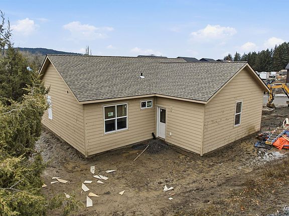 3rd image of 1512 Roxbury