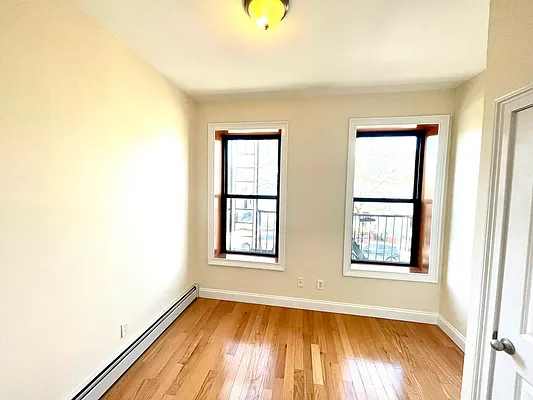 Rented by Compass | media 4