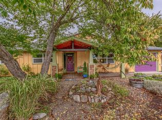 313 Cambridge St, Ashland, OR 97520