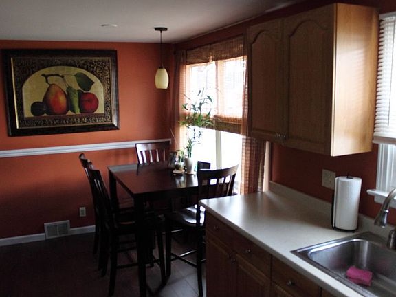 3rd image of 68 Gunnell Ave