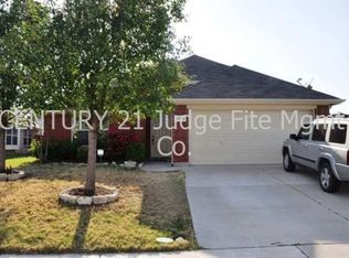 5323 Prairie Ln, Grand Prairie, TX 75052