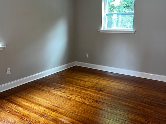 5th image of 424 W Jefferson St Floor 1