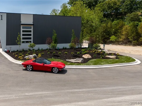 100 Blue Heron Hl #115, Lake Ozark, MO 65049