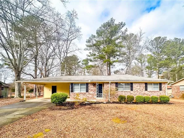 4260 Carlos Ct, Powder Springs, GA 30127