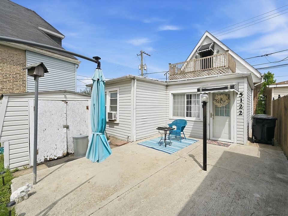 1st image of 5122 W Bloomingdale Ave