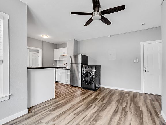 4th image of 1213 12th St #8