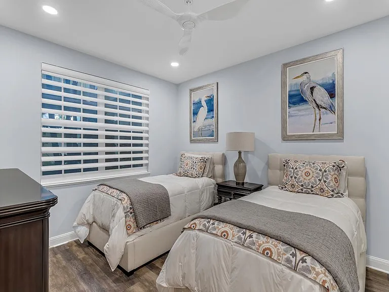 5250 E Harbor Village Dr #102 — Photo 21