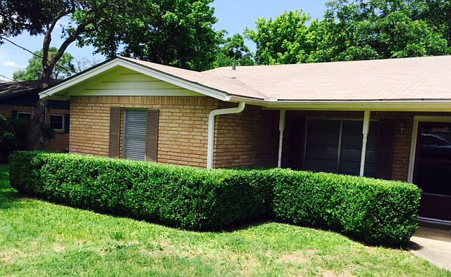 1st image of 1013 Barbara Ann St
