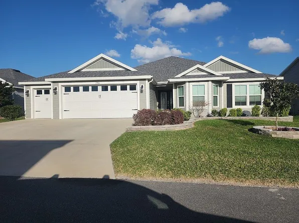 7591 Mergaert Ln, Okahumpka, FL 34762