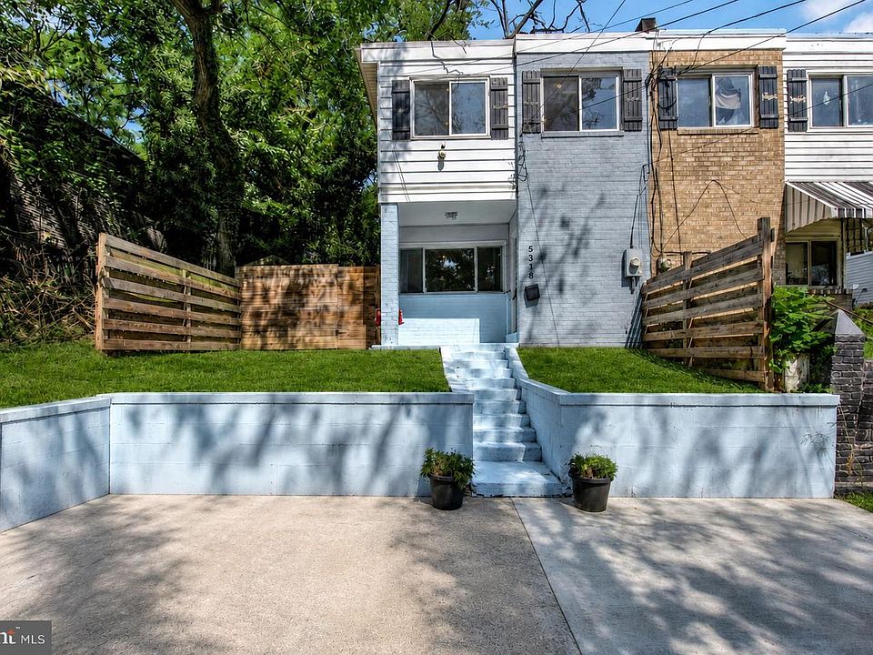 1st image of 5318 Jay St NE